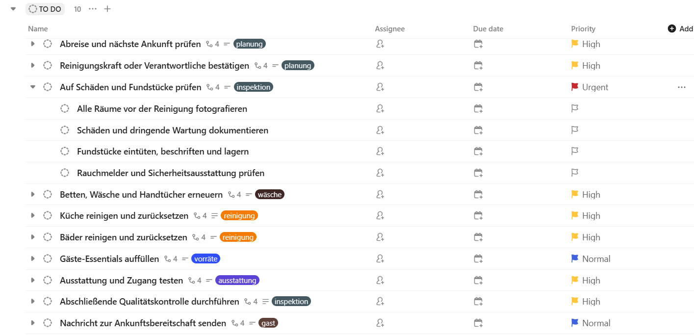 ClickUp-Listenansicht mit Aufgaben und Unteraufgaben der Airbnb-Wechsel-Checkliste